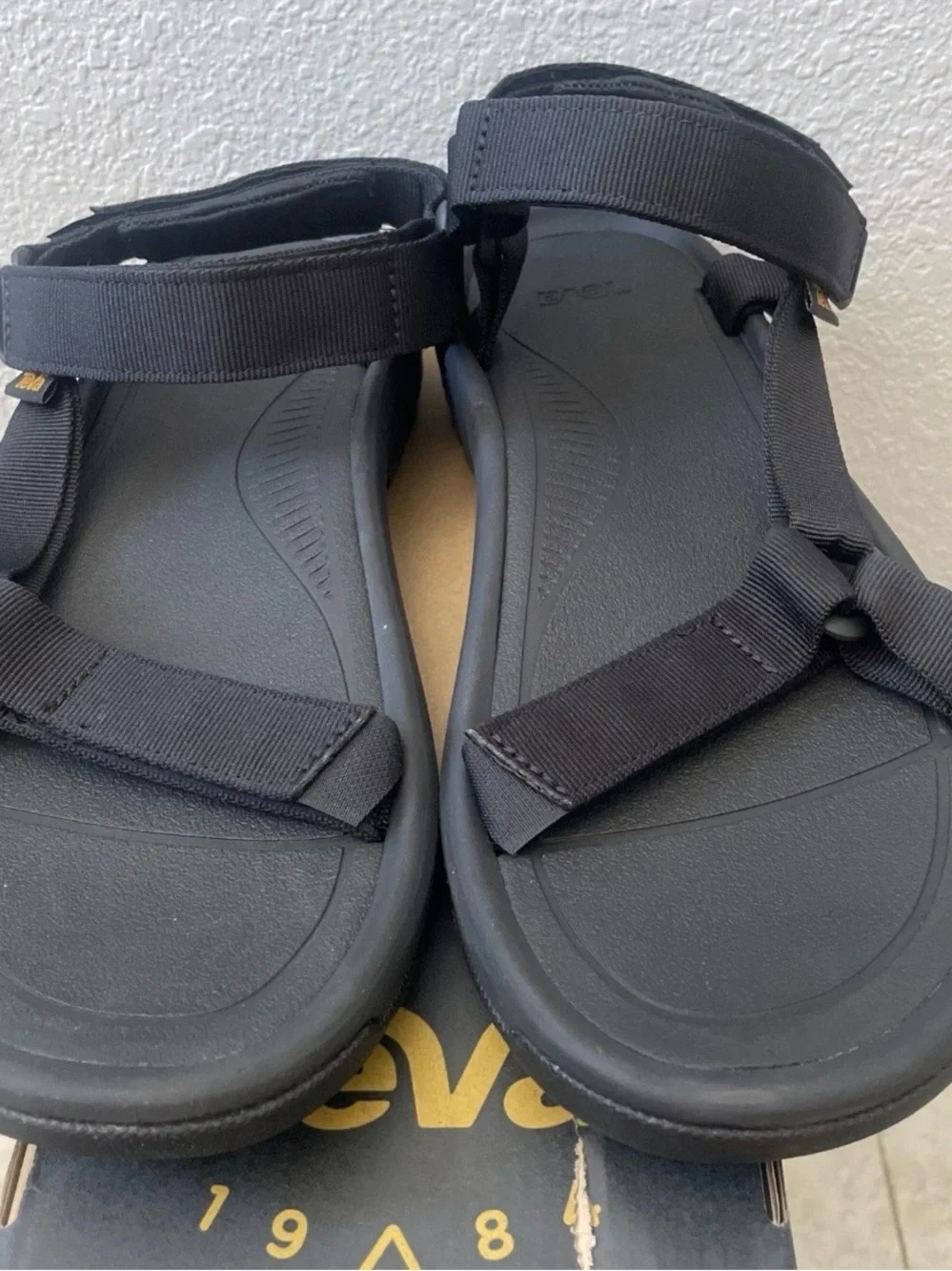 TEVA Men’s Hurricane XLT2 Sport Black Strappy Cushioned Hiking Sandals